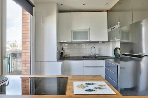 Spacieux Avec Balcon / Batignolles Apartment *