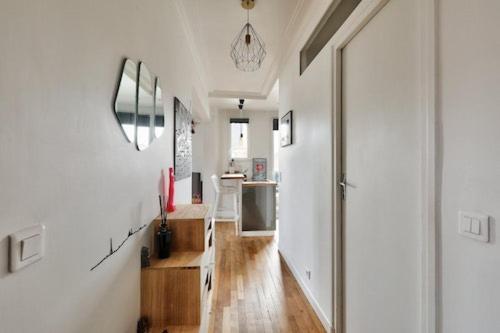 Spacieux Avec Balcon / Batignolles * Paris